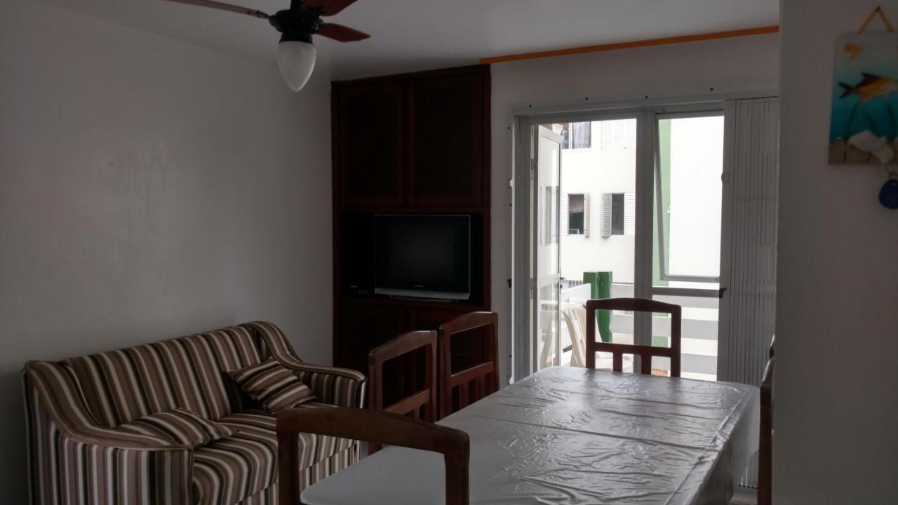 Apto Espetacular A 50 M Do Mar Em Condominio Com Piscinas Maravilhosas Guaratuba Extérieur photo