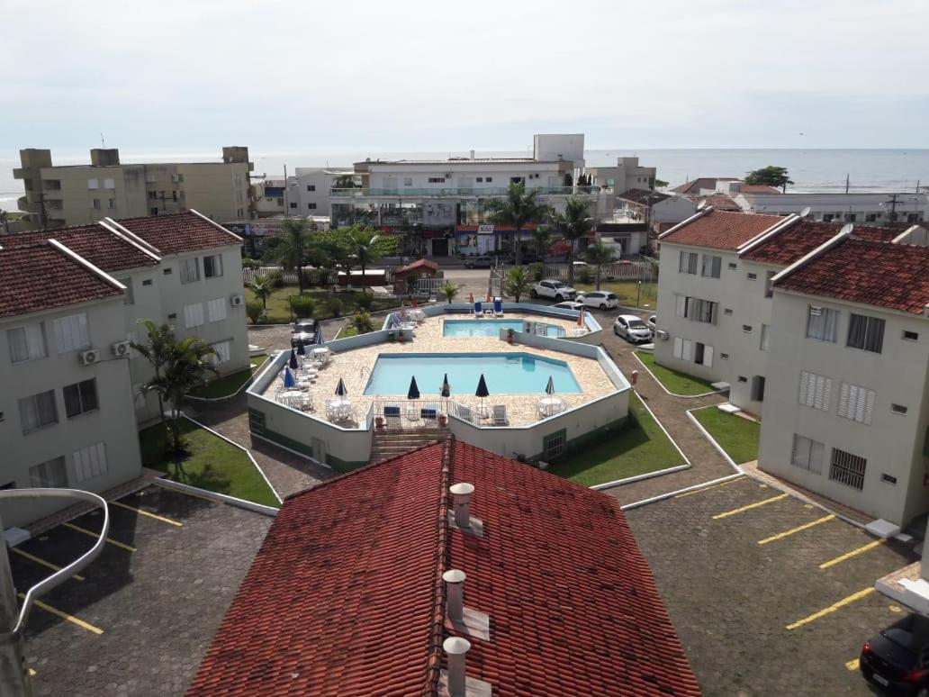 Apto Espetacular A 50 M Do Mar Em Condominio Com Piscinas Maravilhosas Guaratuba Extérieur photo